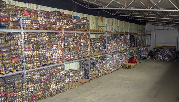 5 motive pentru a cumpara de la un depozit second hand